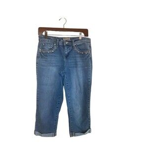 Earl Jeans with enbelishments capri sz.6